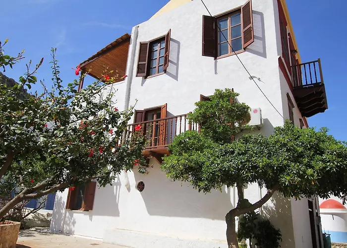 Traditional Alexandra بيت ضيافة